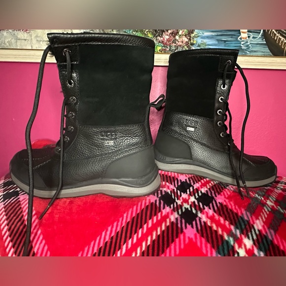 🆕 UGG Adirondack III Winter Boot NiB 🆕 - Picture 14 of 17